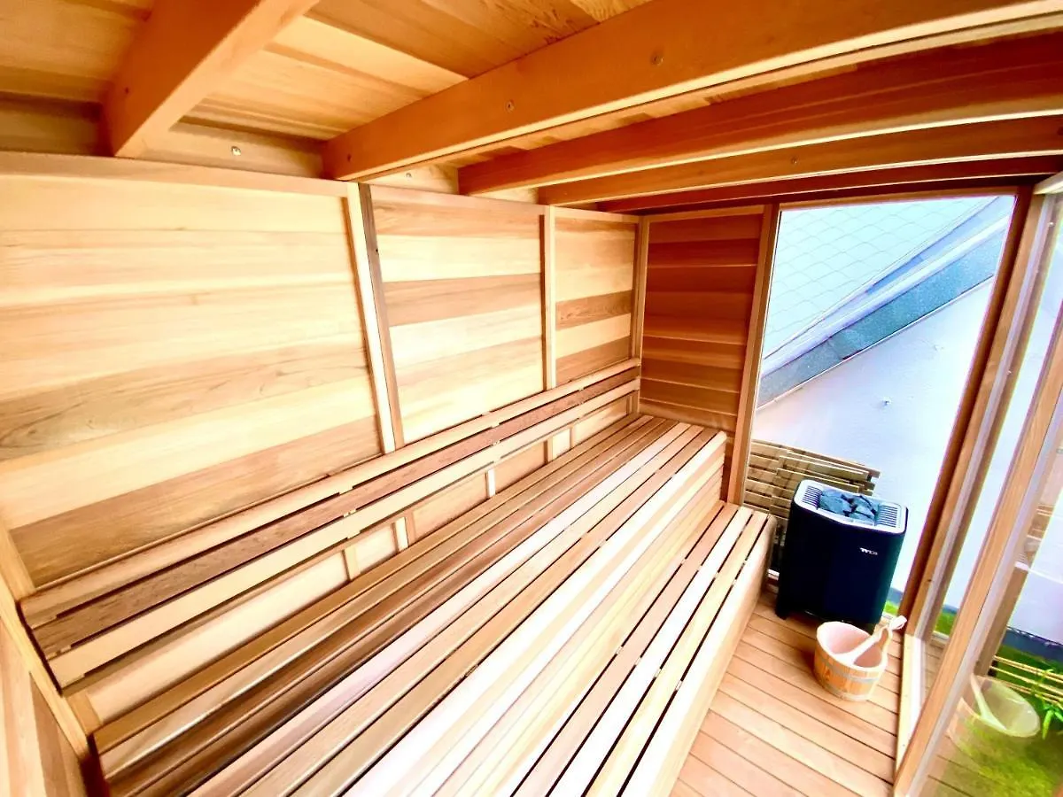 The Square - Vacation Rental With Outdoor Sauna - Centre Of Antwerp contacts
